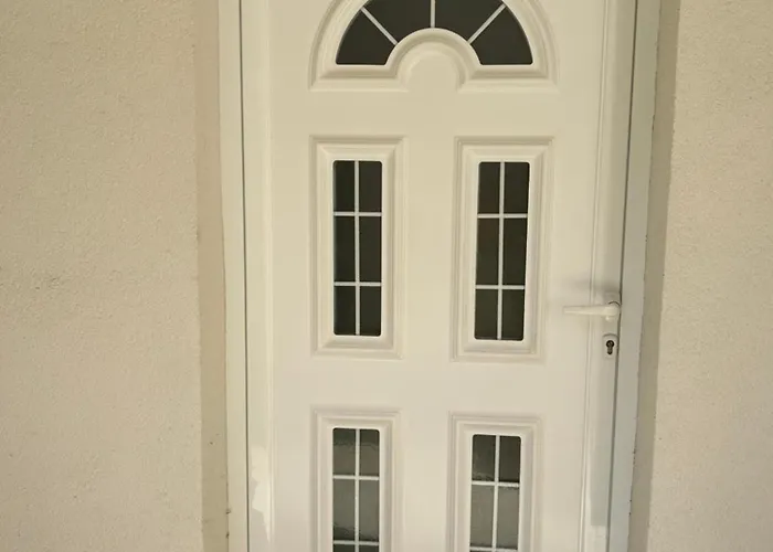 Къща за гости оазис сарай - Царево