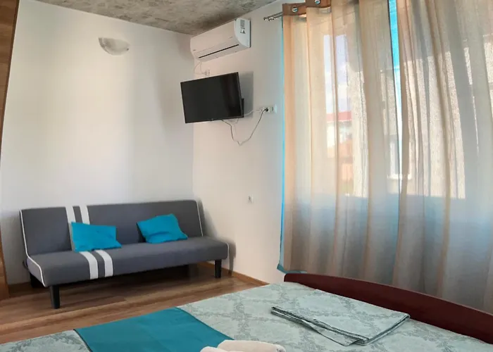 Къща за гости оазис сарай - 3*